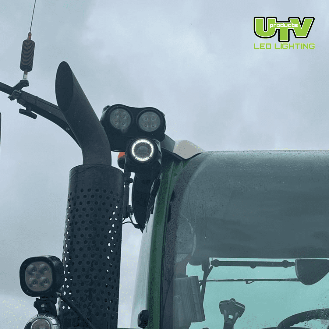 UTV300-4K-Fendt-bonnet-highlevel-headlight-8.png