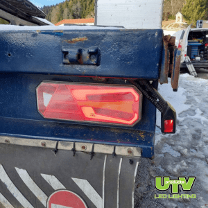 UTV502-Multifunctional-Rear-Combination-Light-With-Auxiliary-Light-Connectors-Rear-heatsink-1.png