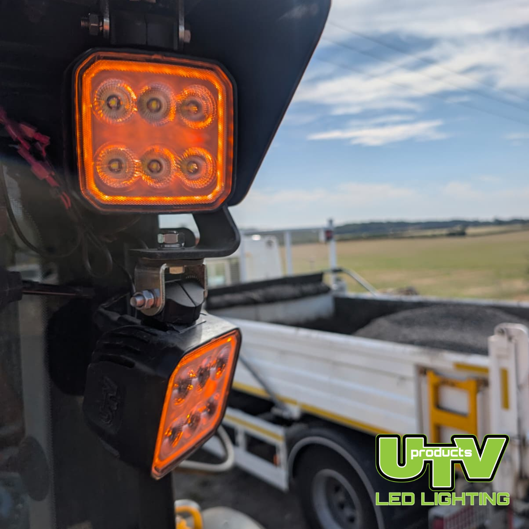 90W 7200 Lumen Square Work Light - Built in RED/Amber DRL with Strobe - Image 4